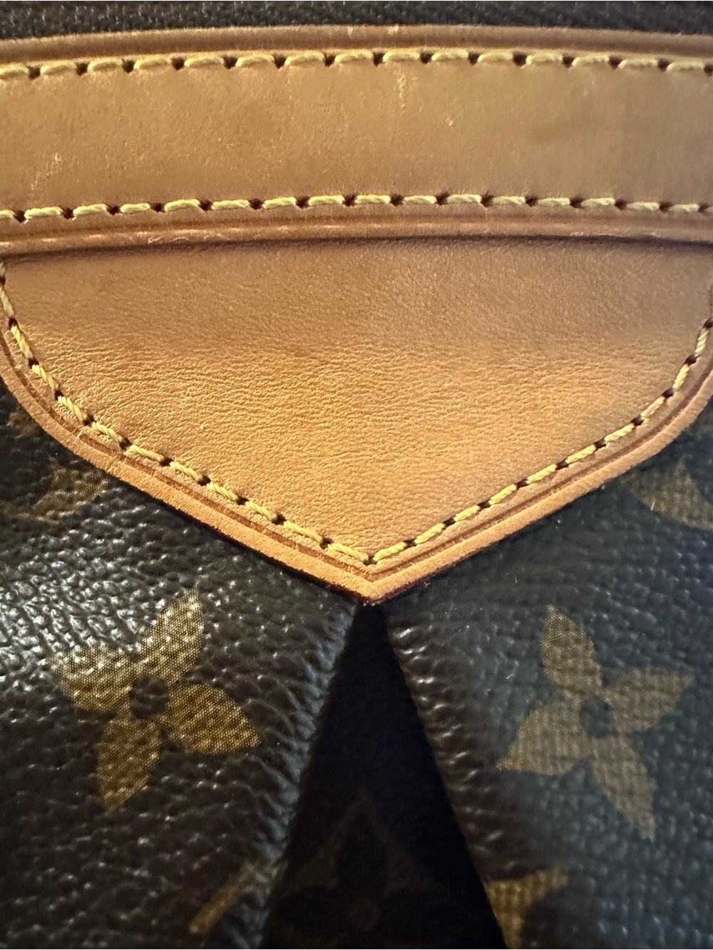 Louis Vuitton Monogram Canvas Shoulder Bag in Brown and Tan - Picture 4 of 16